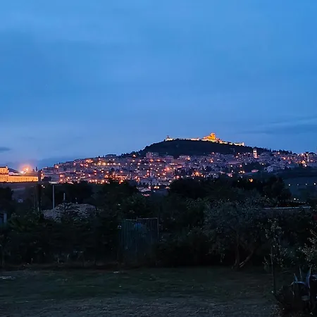A Casa Di Alice Assisi بيت للعطل